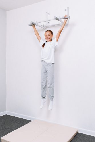 ORTOTO ”Wall-Mounted Pull-up Bar”